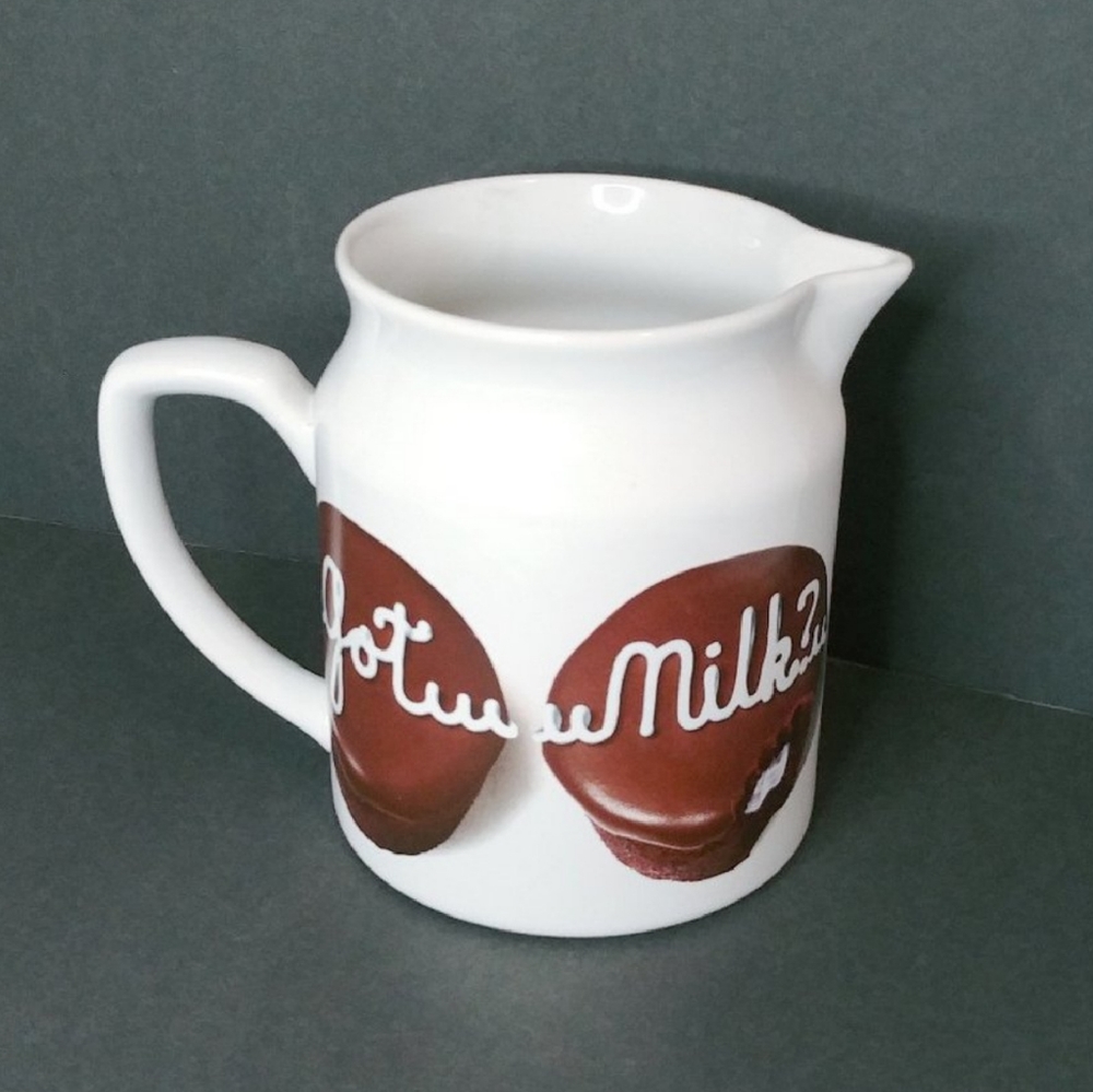 Got Milk Iconic Hostess Cupcake Ceramic Pitcher Chocolate Lovers Gifts Vintage